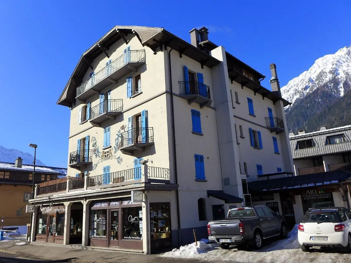 Apartment Le Savoisien By Interhome Chamonix